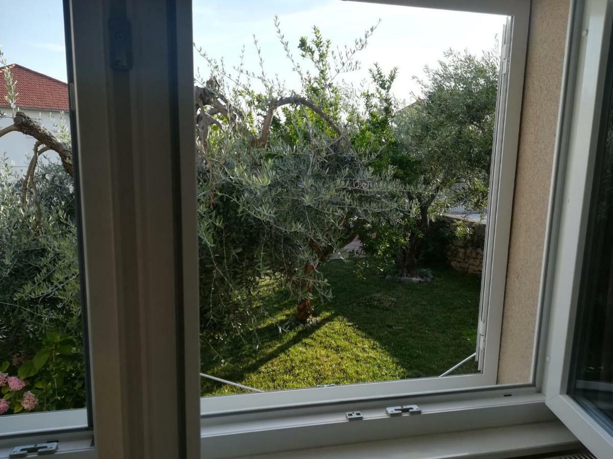 Olive Grove Apartment Водице Екстериор снимка